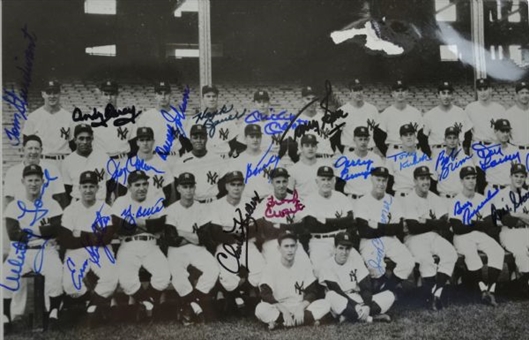 1957 A.L. Champion New York Yankees Signed Photo (21 Signatures Including Mantle)
